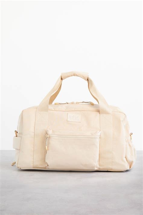 beis duffle bag.